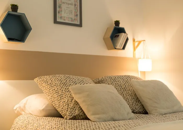 Le Jardin Bleu - Dormiratoulouse Basso Cambo アパート