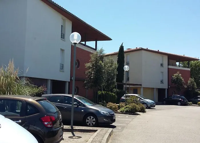 Apartment Le Jardin Bleu - Dormiratoulouse Basso Cambo